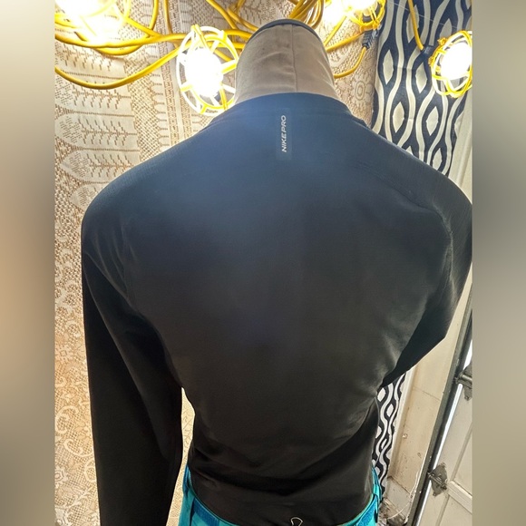 Nike Pro Dri-Fit (Slim Fit) Top:EUC - Picture 3 of 8